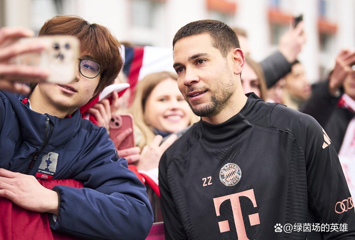 jiuyou-关于拜仁慕尼黑训练开放日，赛前复出首秀引欢呼，NBA常规赛在即，资深球员宣示担当的信息-jiuyou